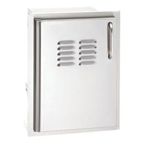 Select Single Access Door With Tank Tray And Louvers